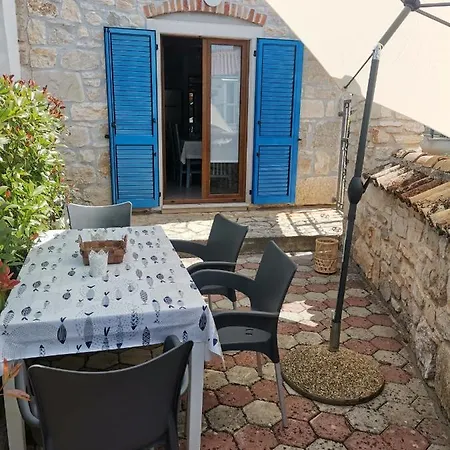 Casa Veznaveri Вілла Пореч