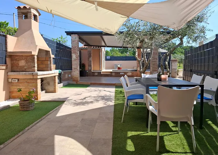 Casa Veznaveri Вілла