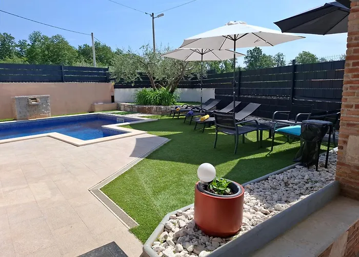 Casa Veznaveri Villa *