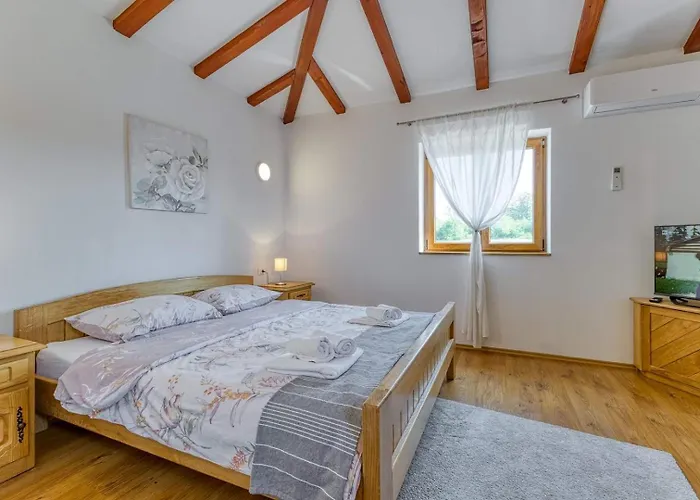 Villa Casa Veznaveri